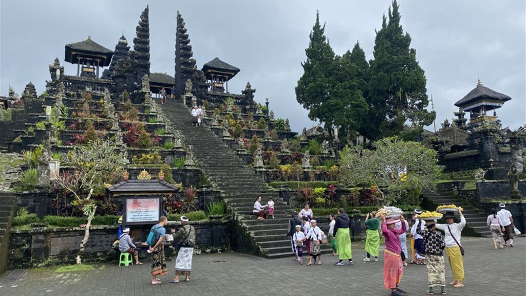 Bali - ostrov chrámů, rýžových polí a úsměvů - fotografie